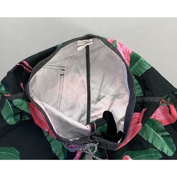 Rip Curl Mirage Lightweight Quick Dry Board Shorts. Flamingo Print, Men's 28 EUC - Picture 3 of 5